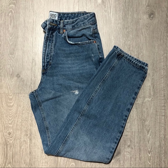 bdg mom jeans - Picture 2 of 4